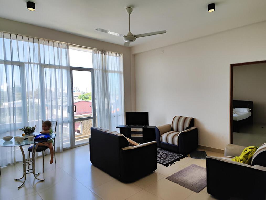 Vivas Residencies Luxury Apartments Dehiwala-Mount Lavinia Buitenkant foto